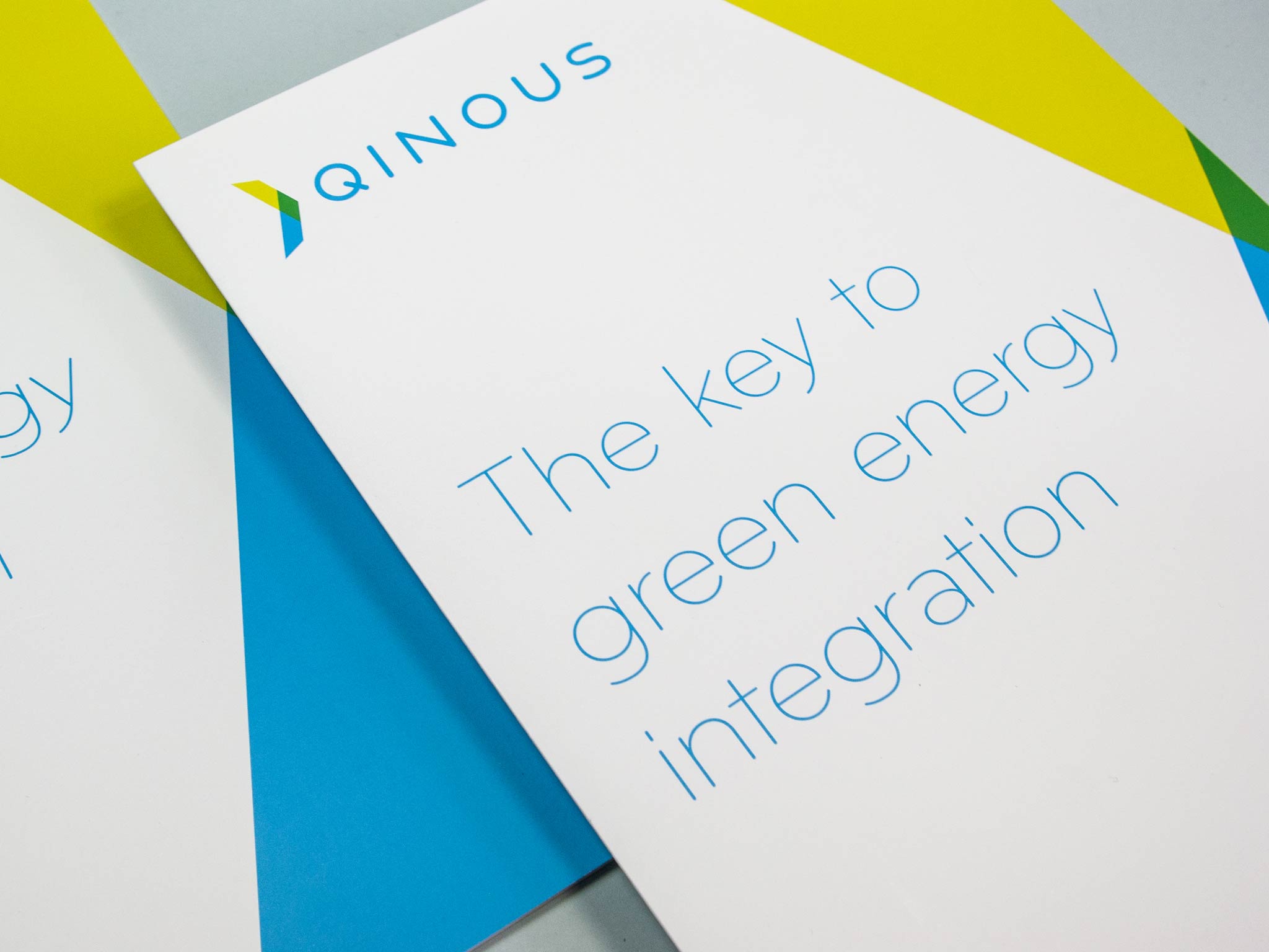 03 Qinous Folder A 01